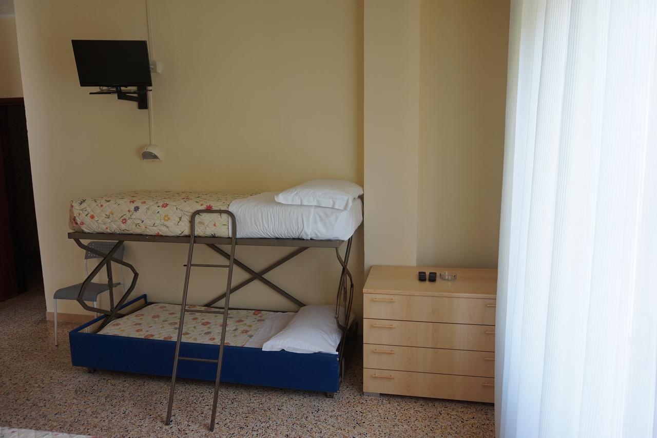 Hotel Ines Cesenatico Eksteriør bilde