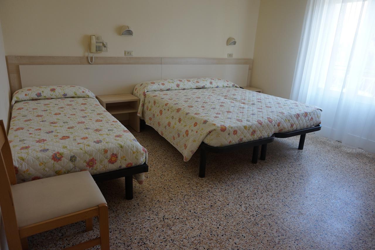 Hotel Ines Cesenatico Eksteriør bilde