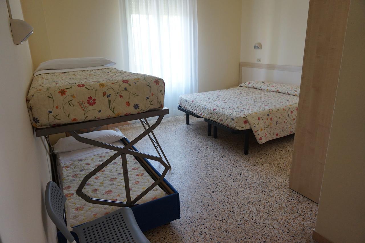 Hotel Ines Cesenatico Eksteriør bilde